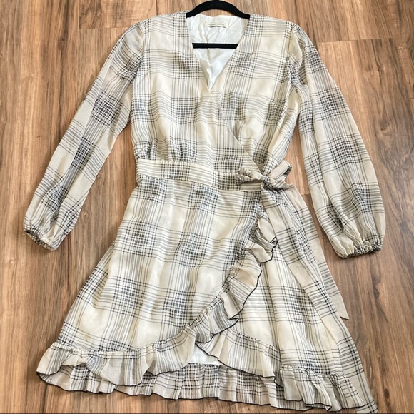 The East Order plaid ruffle wrap dress size L - Picture 3 of 7